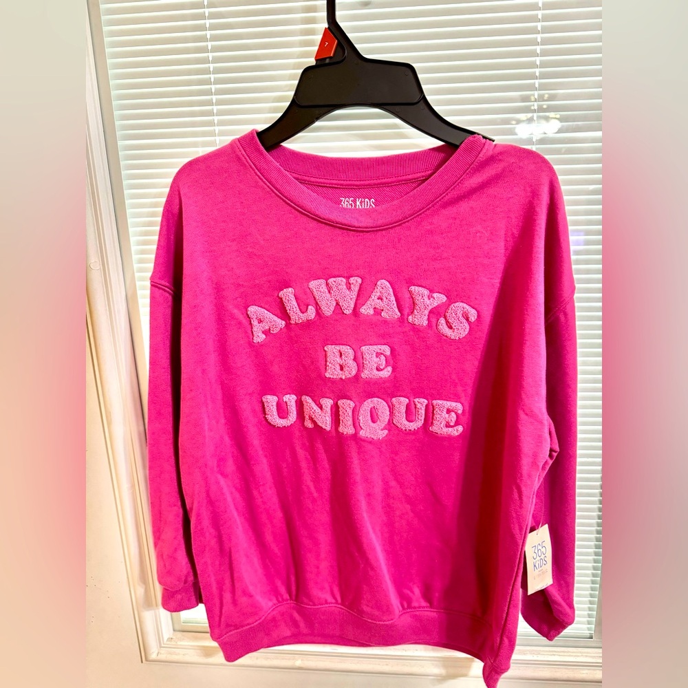 Girl’s Pink Graphic Sweatshirt